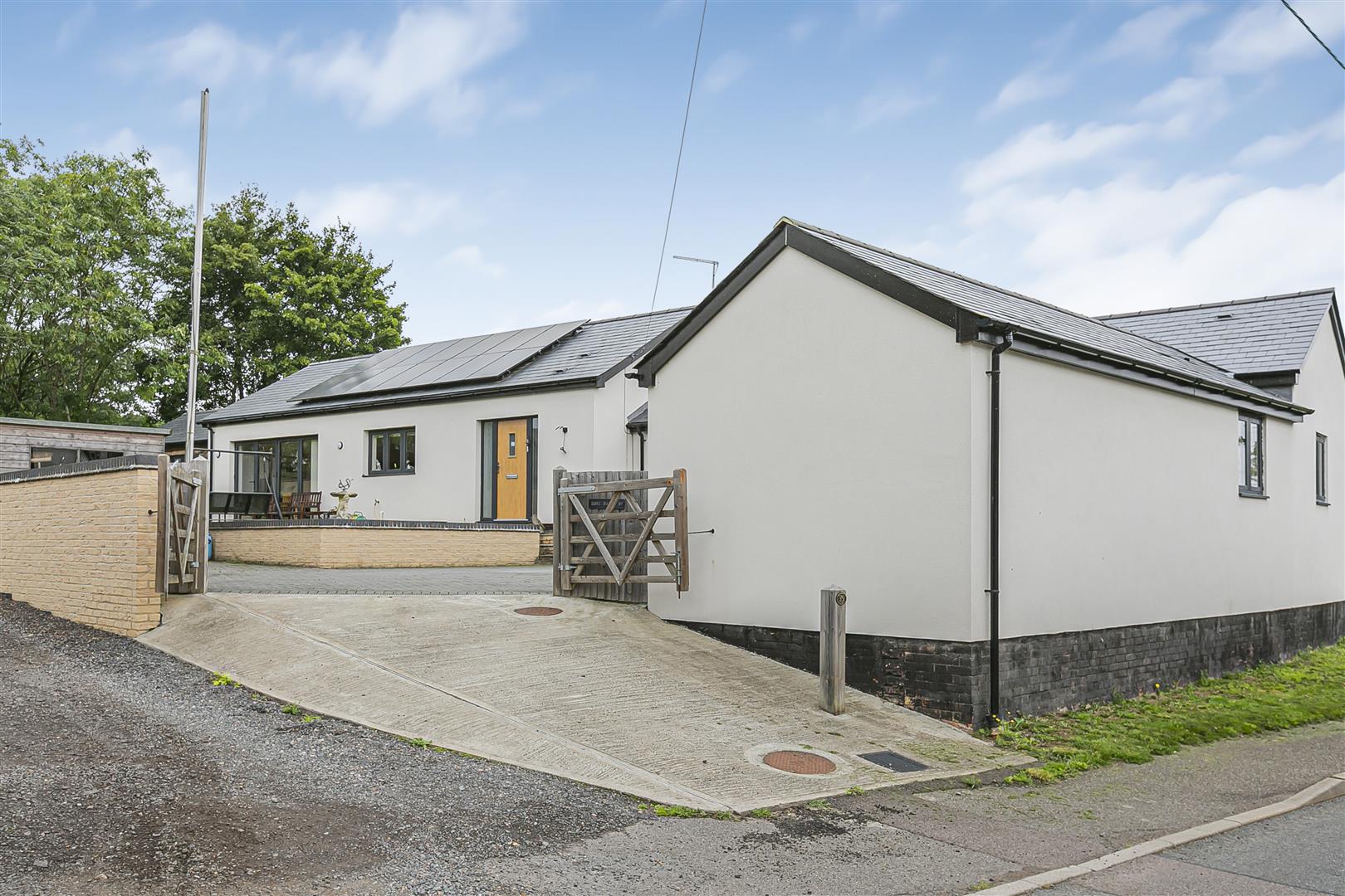 3 Bedroom for sale in Little Gransden Cheffins Cambridge Sales